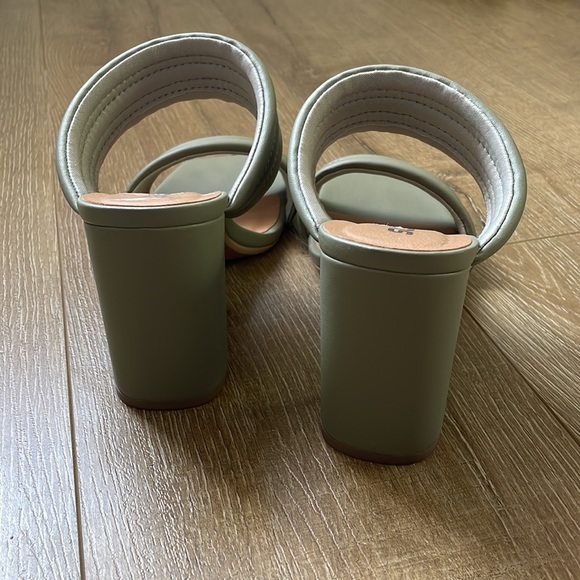 Sage green sandal mules - Kicker - Picture 3 of 3